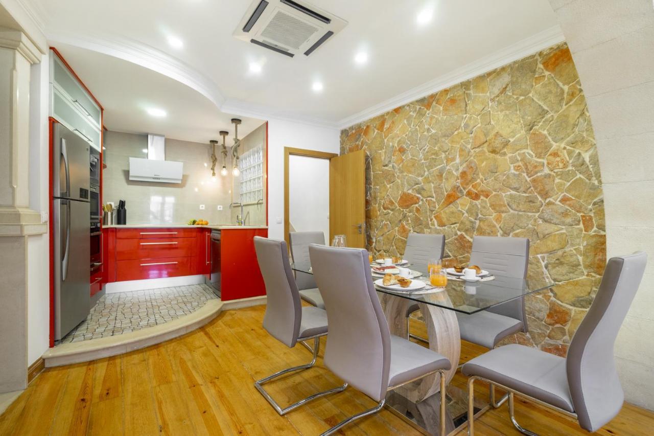 Alfama Deluxe Apartamento *